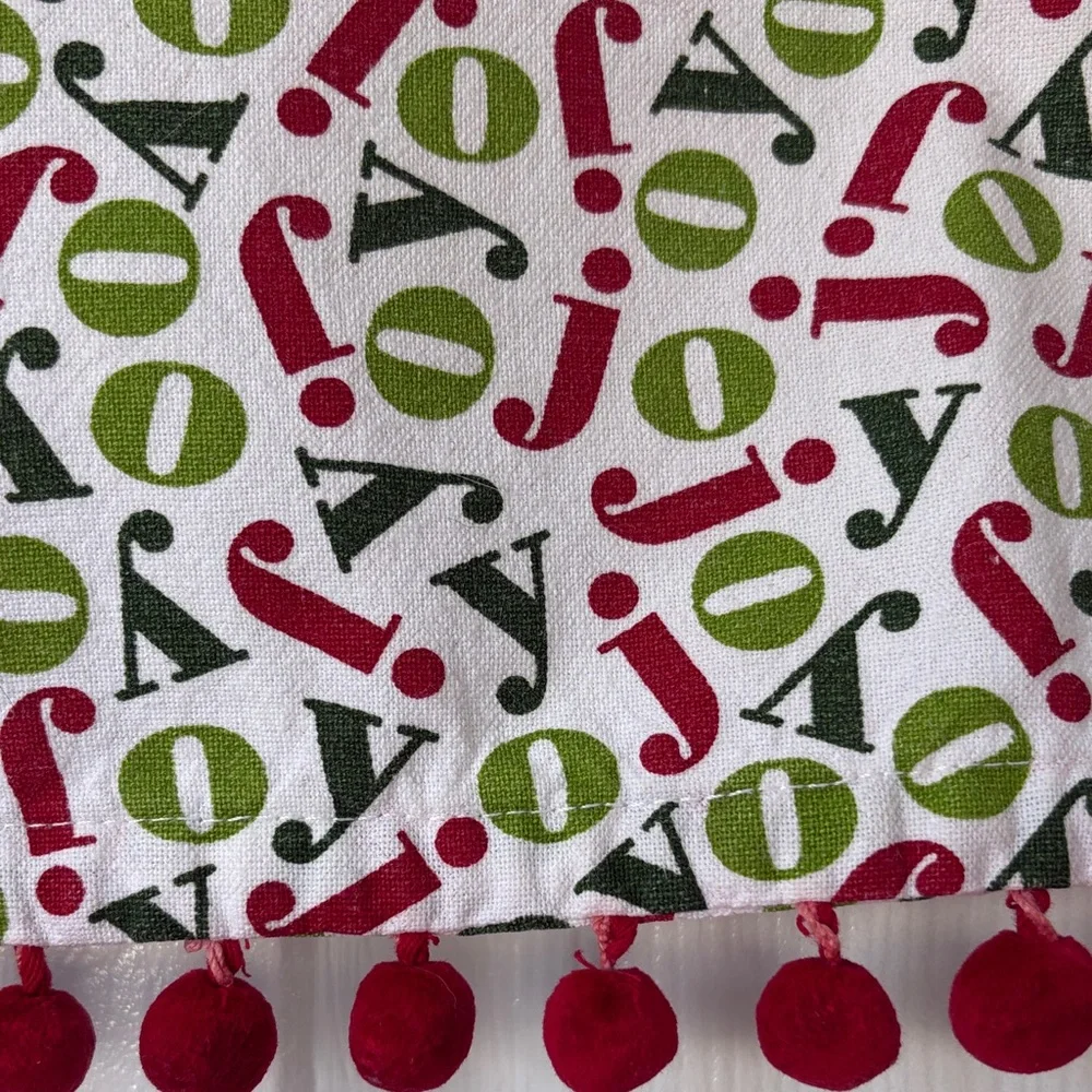 Crate&Barrel Festive Red and Green Kitchen Dish Tea Towel